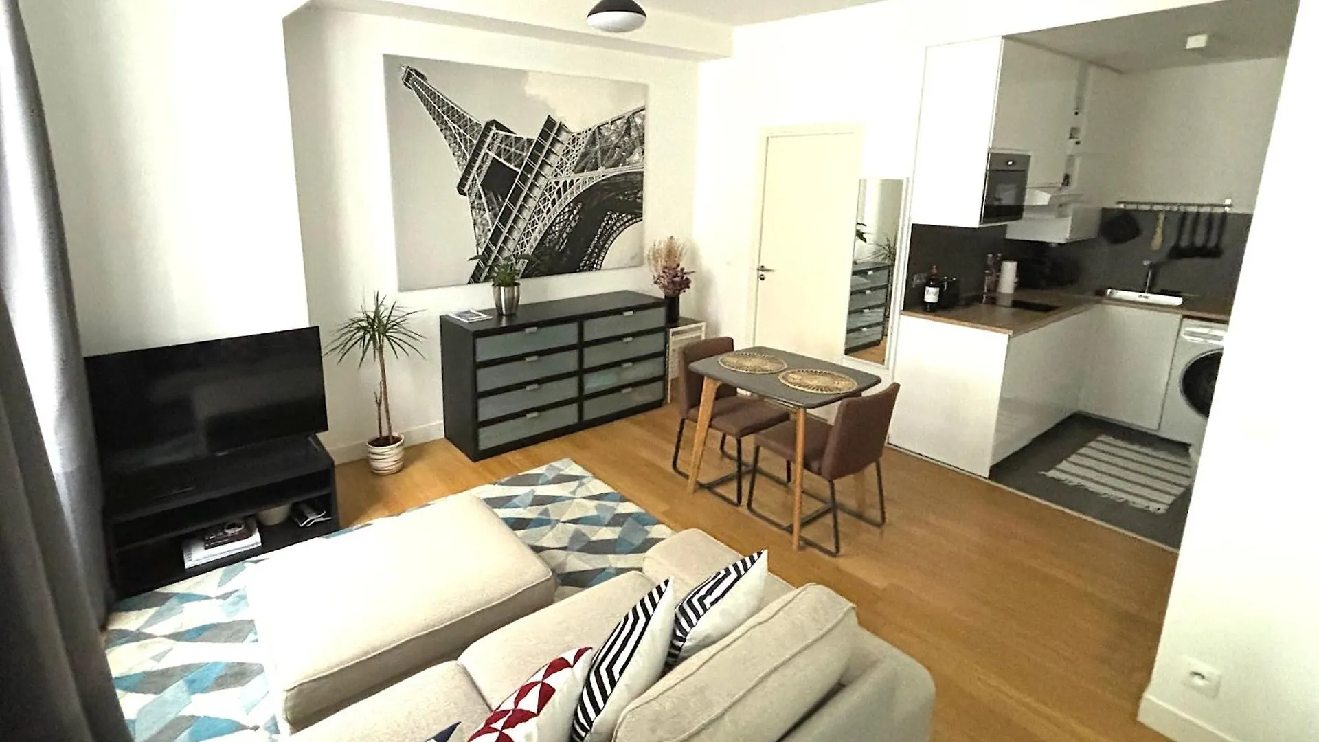 Apartment Marais Modern & Spacious